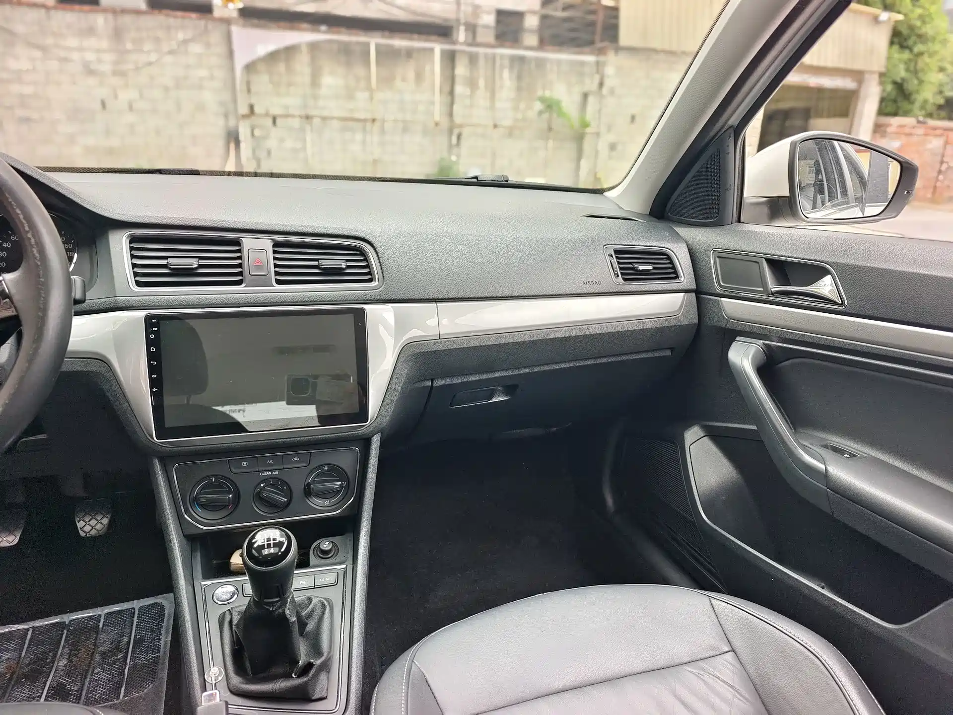Photo 8 - Volkswagen Lavida