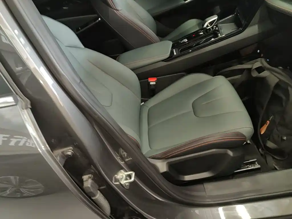 Geely Boyue 2025 2024 1.5TD Soaring Dragon Edition