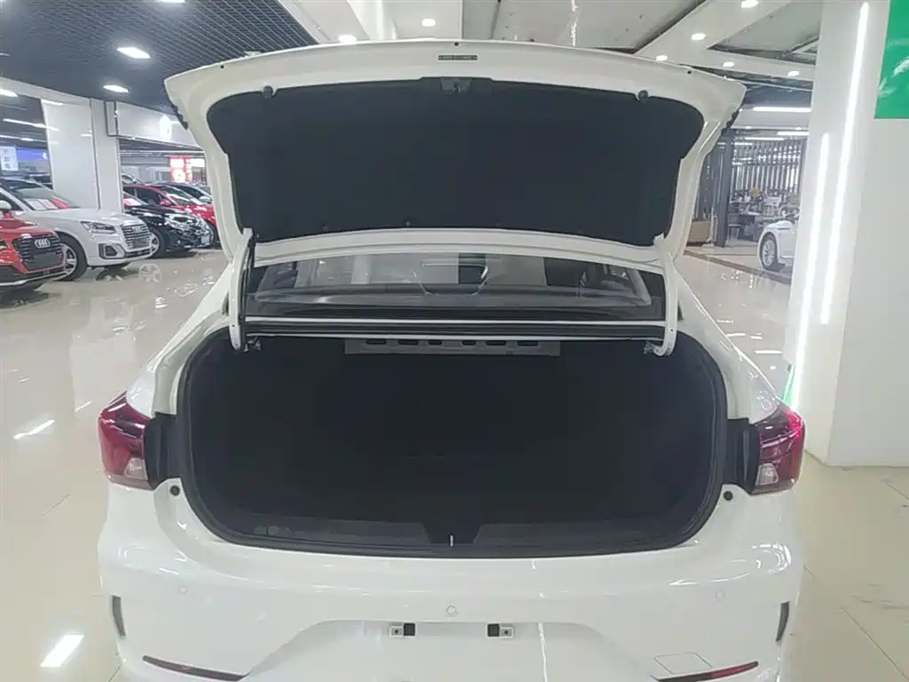 GAC Trumpchi Trumpchi GA4 2018 150N Automatic Luxury фото 19