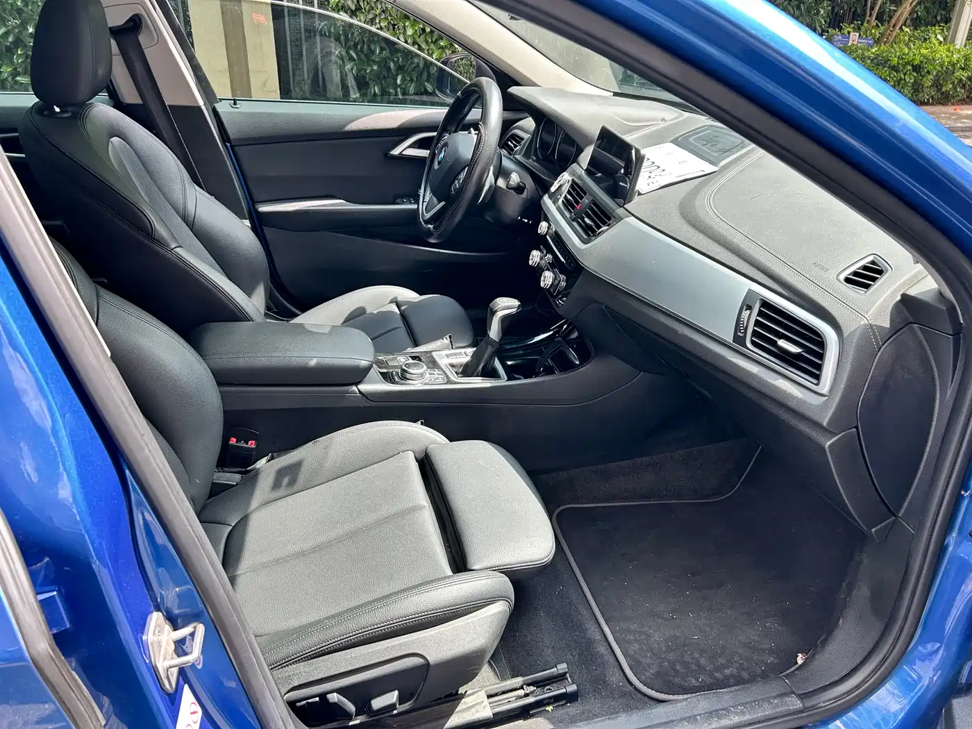 BMW 1 Series 2018 120i Design Package фото 8