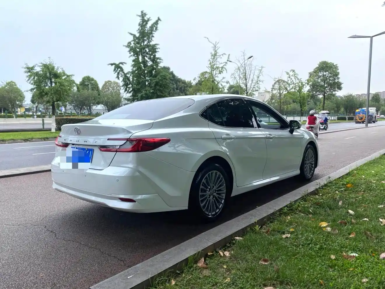 Toyota Camry 2025 2026 2.0E Elite Edition