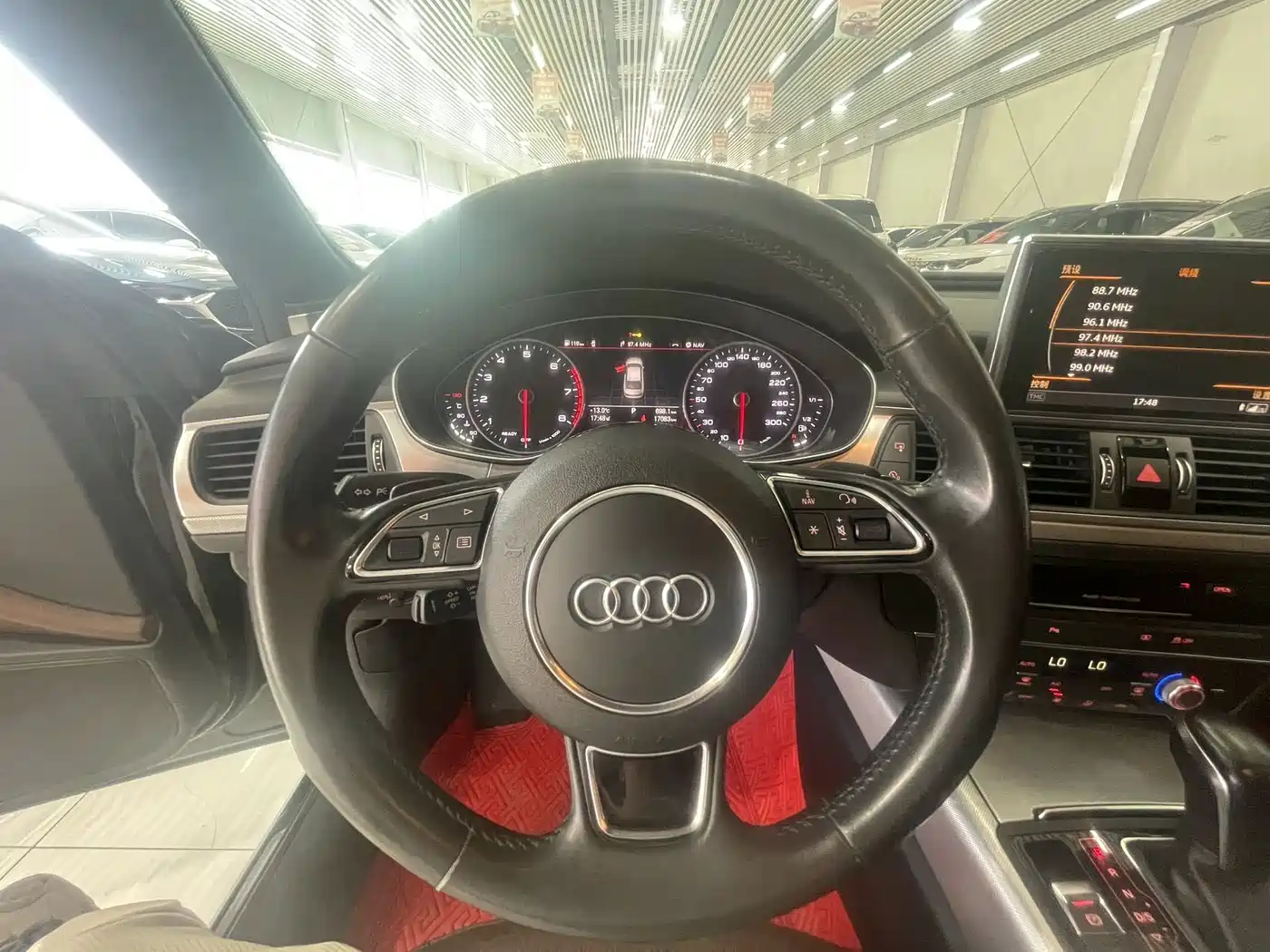 Audi A6L 2018 30th Anniversary 45 TFSI quattro Luxury фото 10