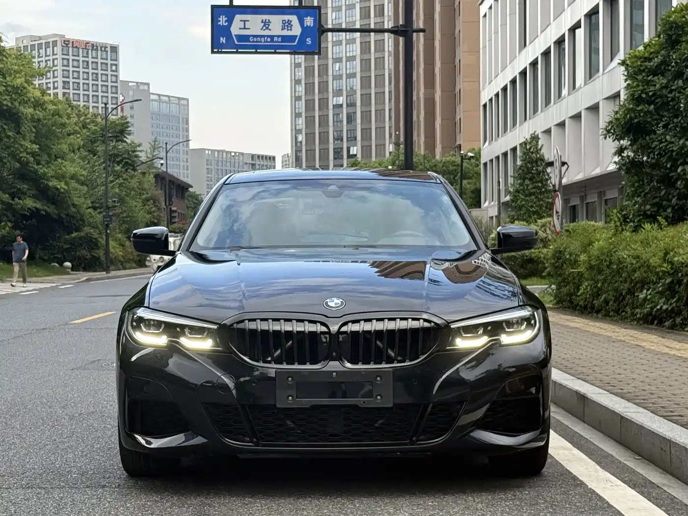 BMW 3 Series 2021 Facelift 325i M Sport Shadow Edition фото 2