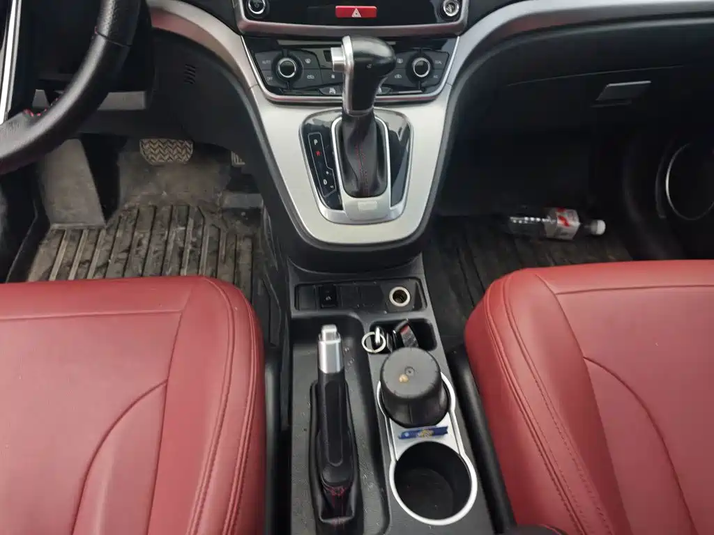 Фото 9 - Haval M6