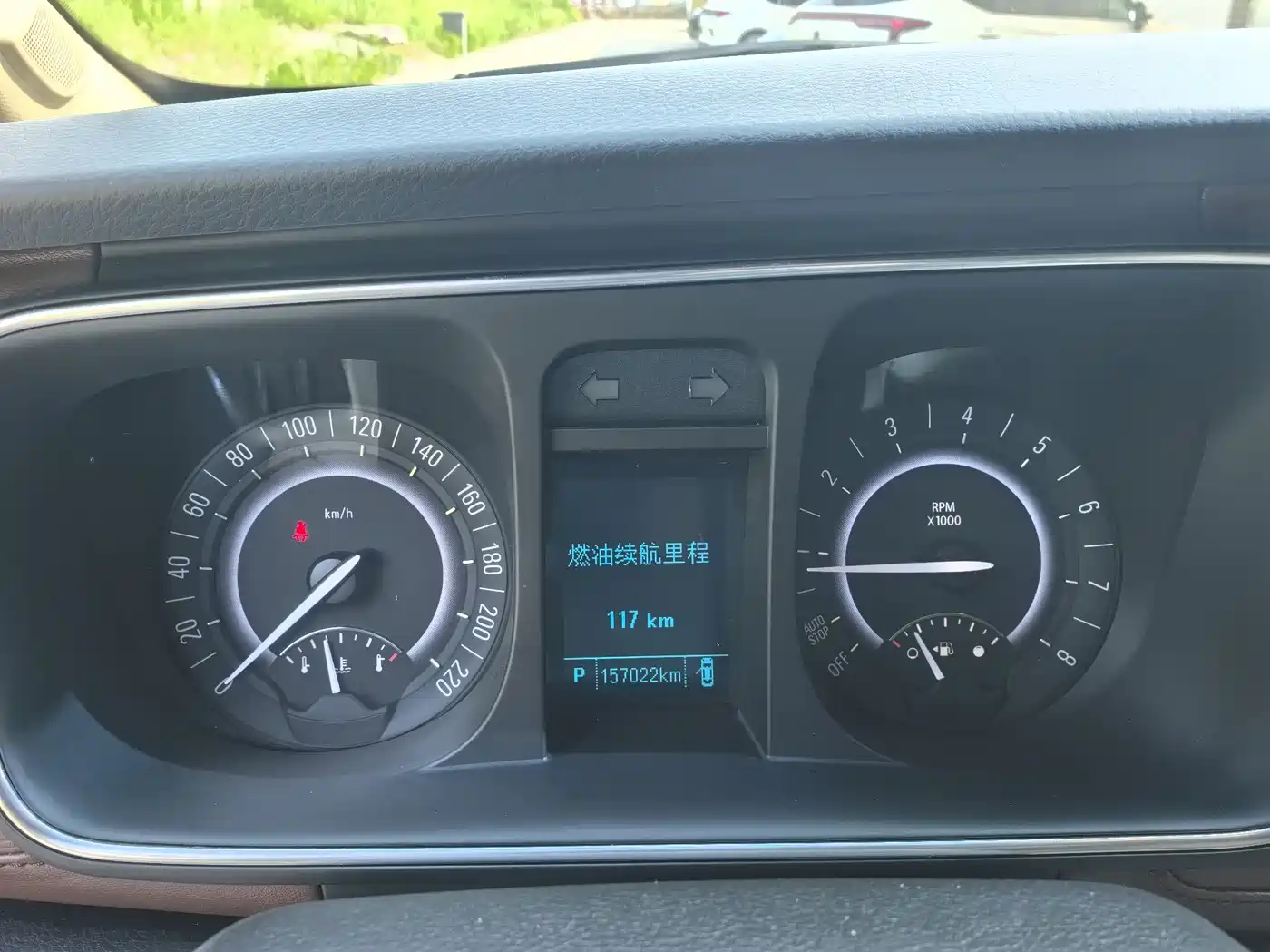 Buick GL8 2018 28T Premium Model China VI фото 13