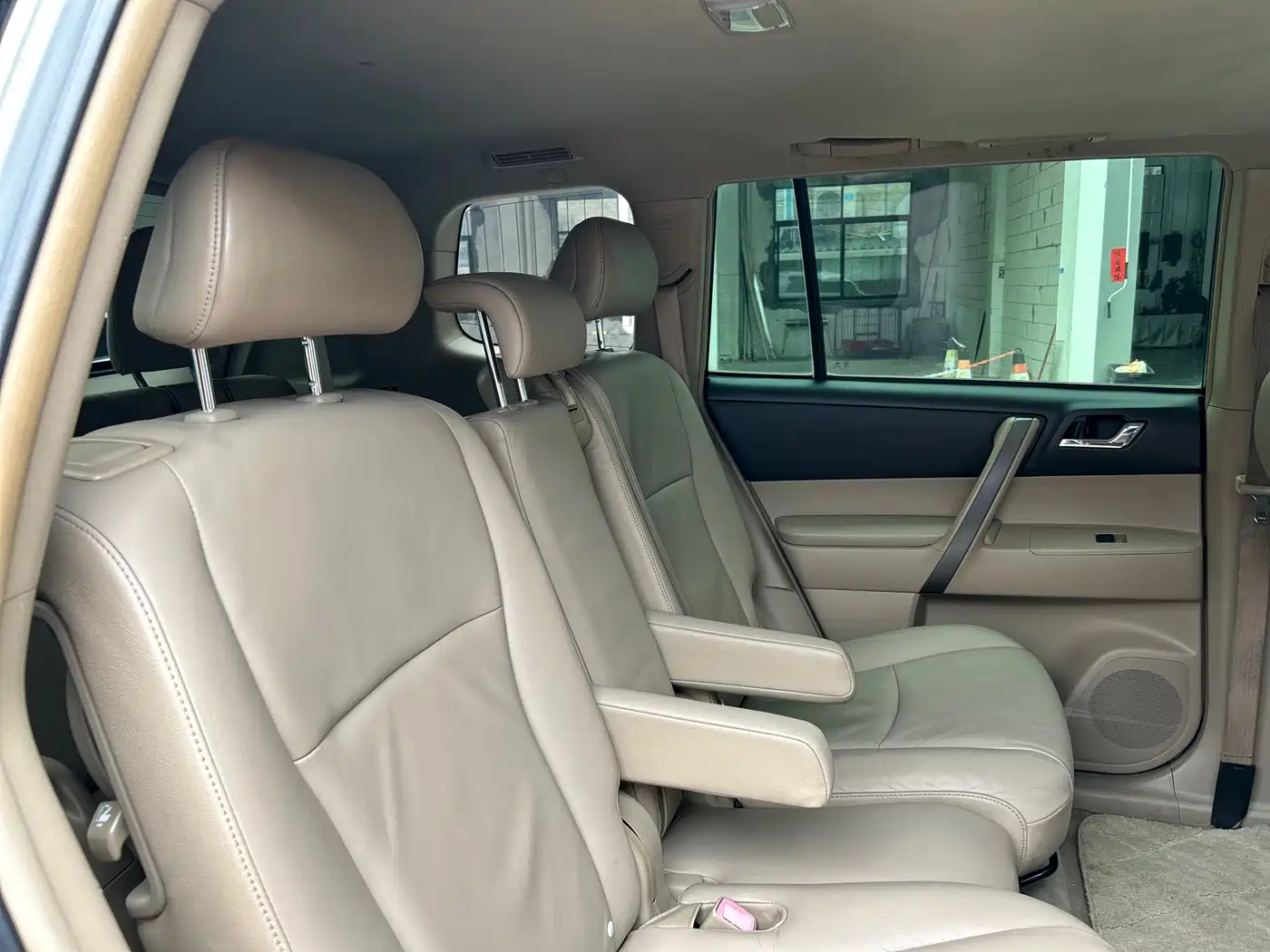 Toyota Highlander 2009 3.5L 4WD 7-seater Luxury Edition фото 32
