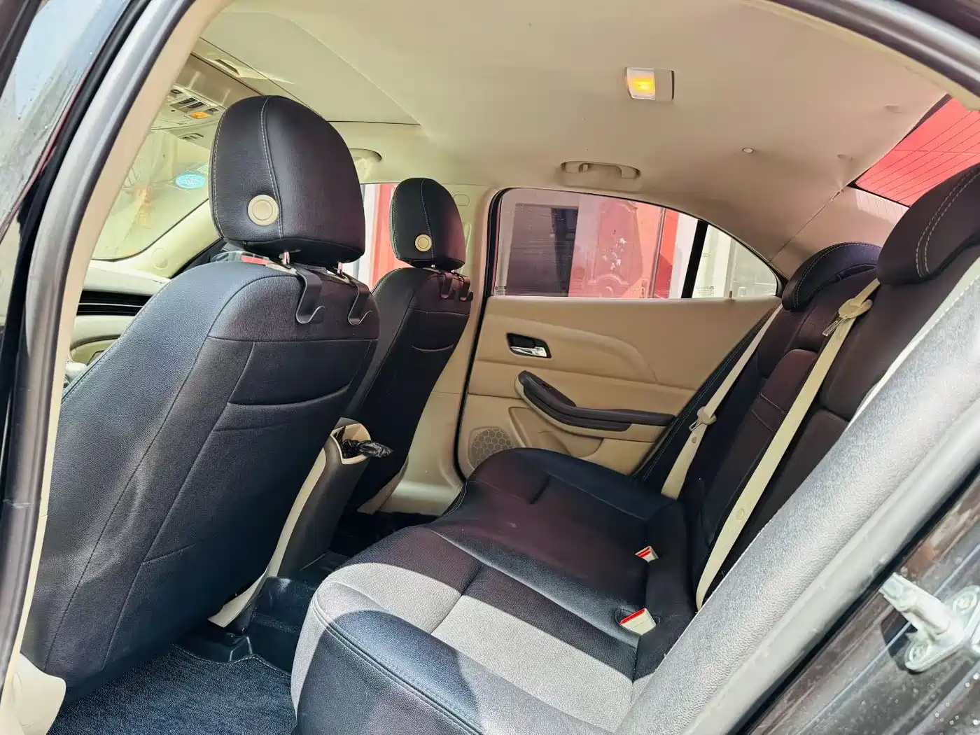 Chevrolet Malibu 2013 2.0L Automatic Comfort фото 8