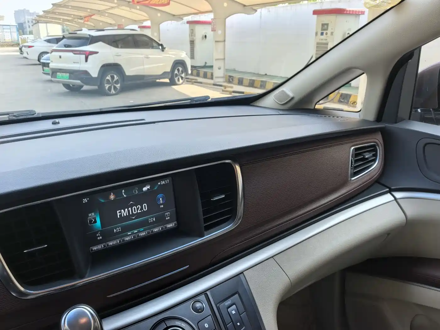 Buick GL8 2018 28T Premium Model China VI фото 12