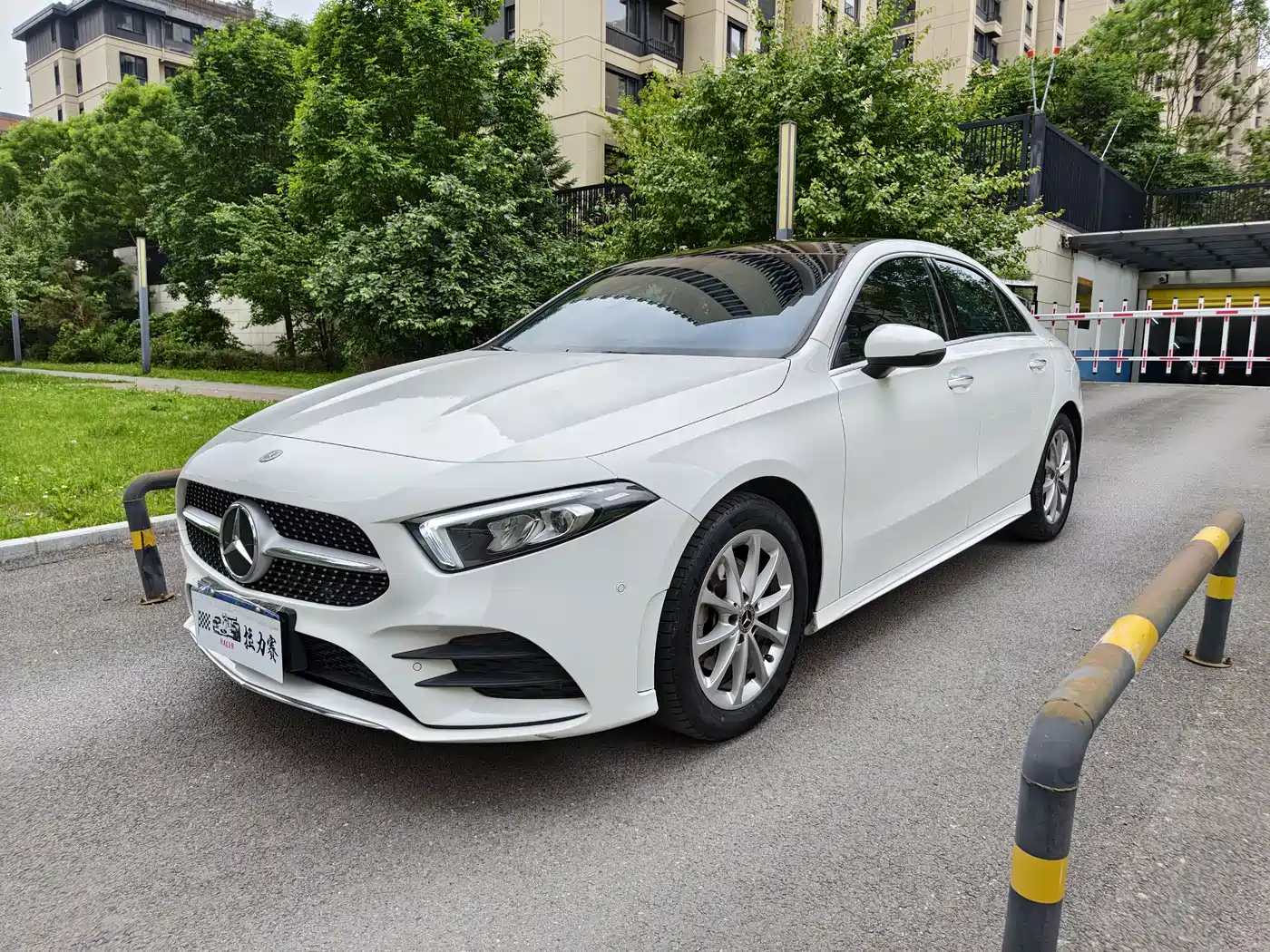 Mercedes-Benz A-Class 2022 Facelift II A 200 L Sport Sedan Fashion