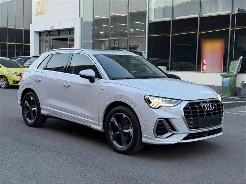 Audi Q3 2022 35 TFSI Fashion Dynamic фото 6