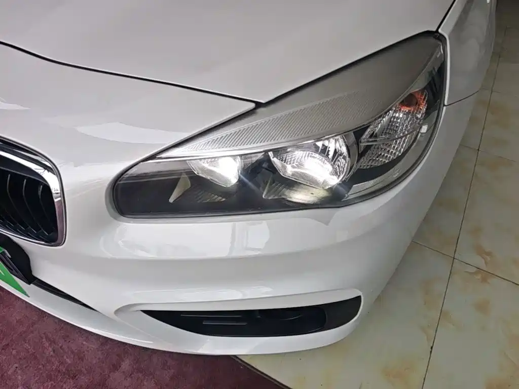BMW 2 Series Gran Tourer 2018 2015 218i Leading