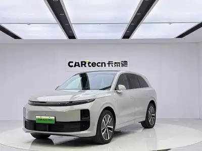 Li Auto L6