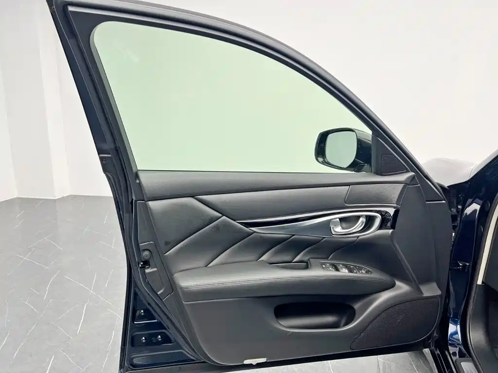 Infiniti Q70 2017 2017 Q70L 2.5L Elite Edition