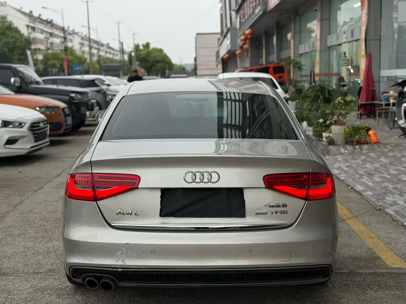 Audi A4L 2016 35 TFSI Collector's Edition S line Comfort фото 8