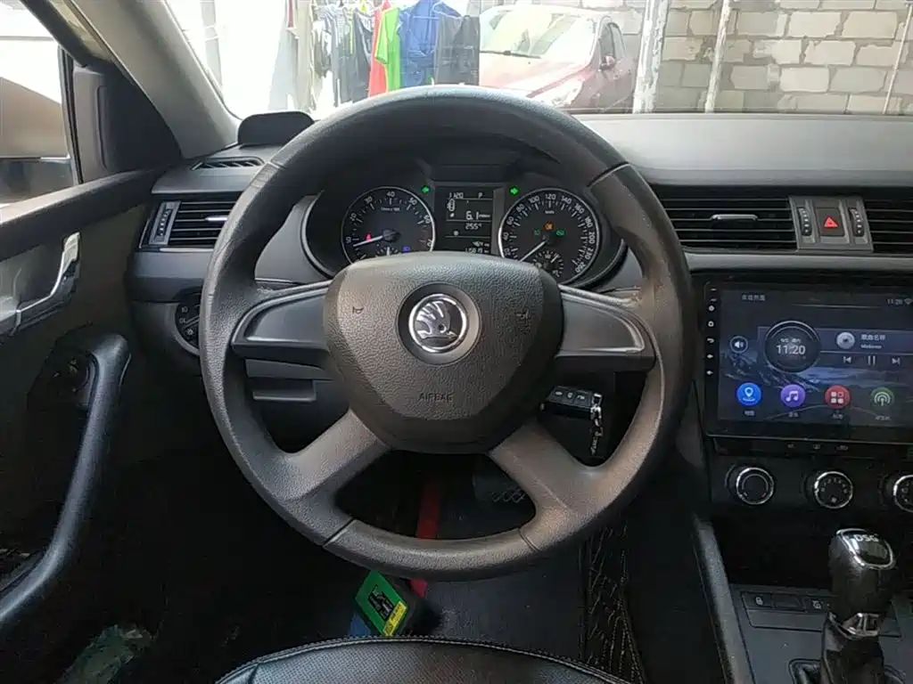 Škoda Octavia 2015 1.4TSI DSG逸致版 фото 11