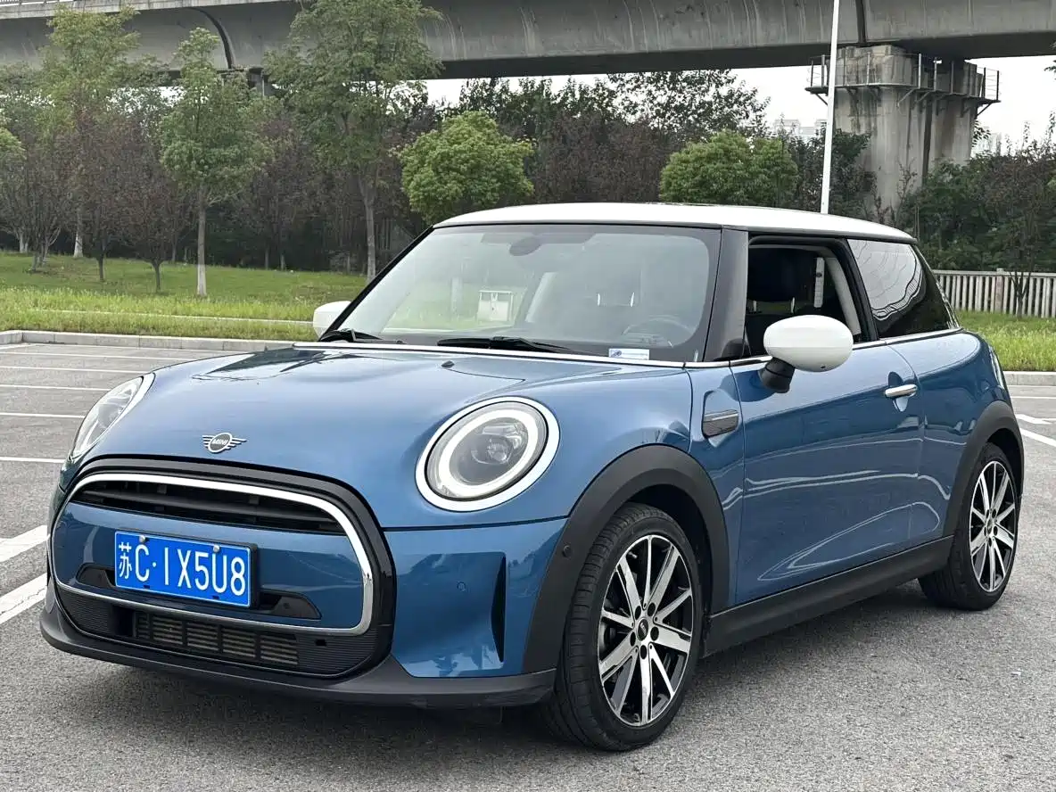 MINI 2022 1.5T COOPER Artist