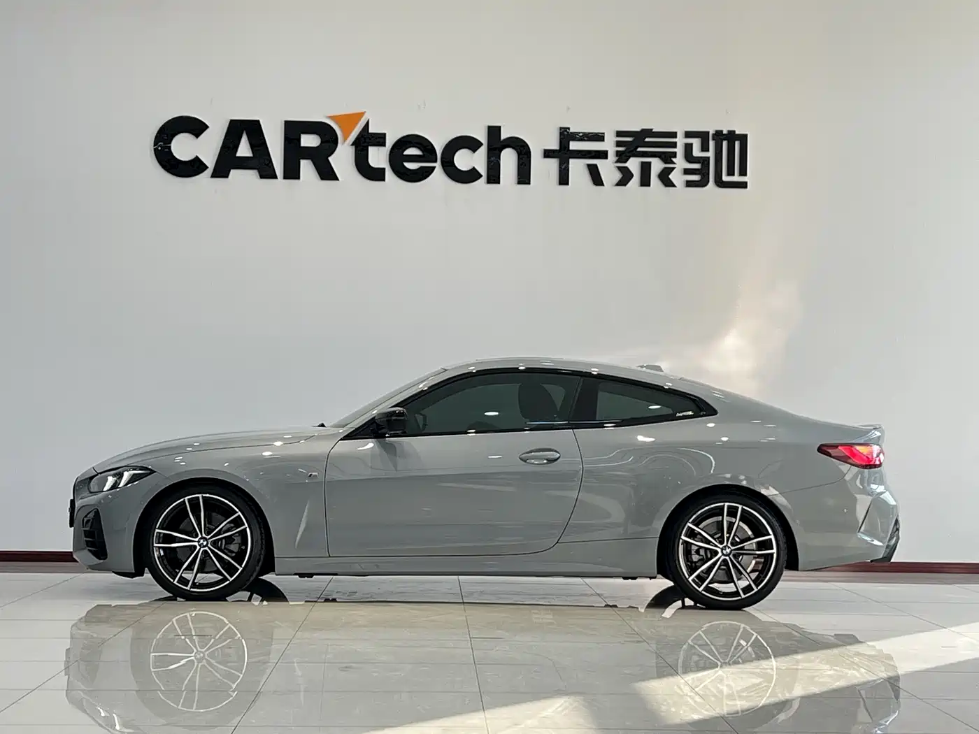 BMW 4 Series 2024 430i M Sport Shadow Edition фото 5