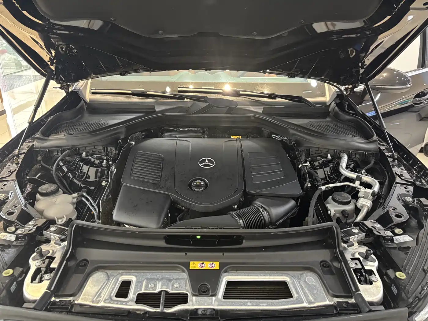 Mercedes-Benz GLC 2024 GLC 260 L 4MATIC Dynamic 5-seater фото 24