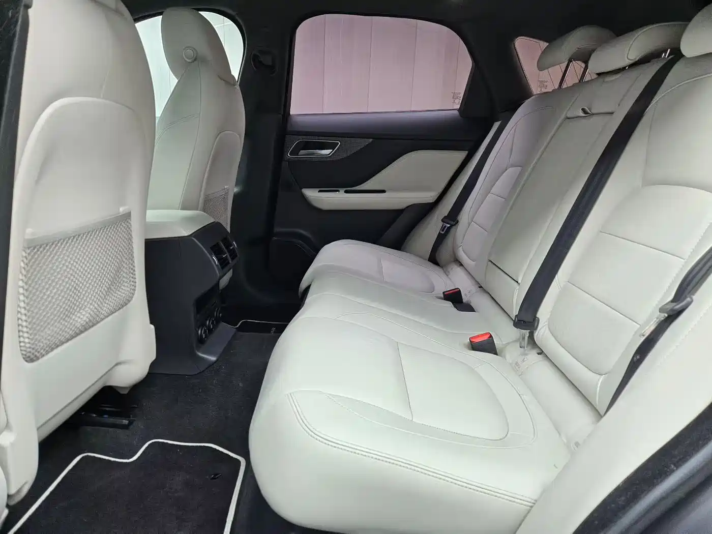 Jaguar F-PACE 2016 3.0 SC AWD S High Performance Edition фото 8