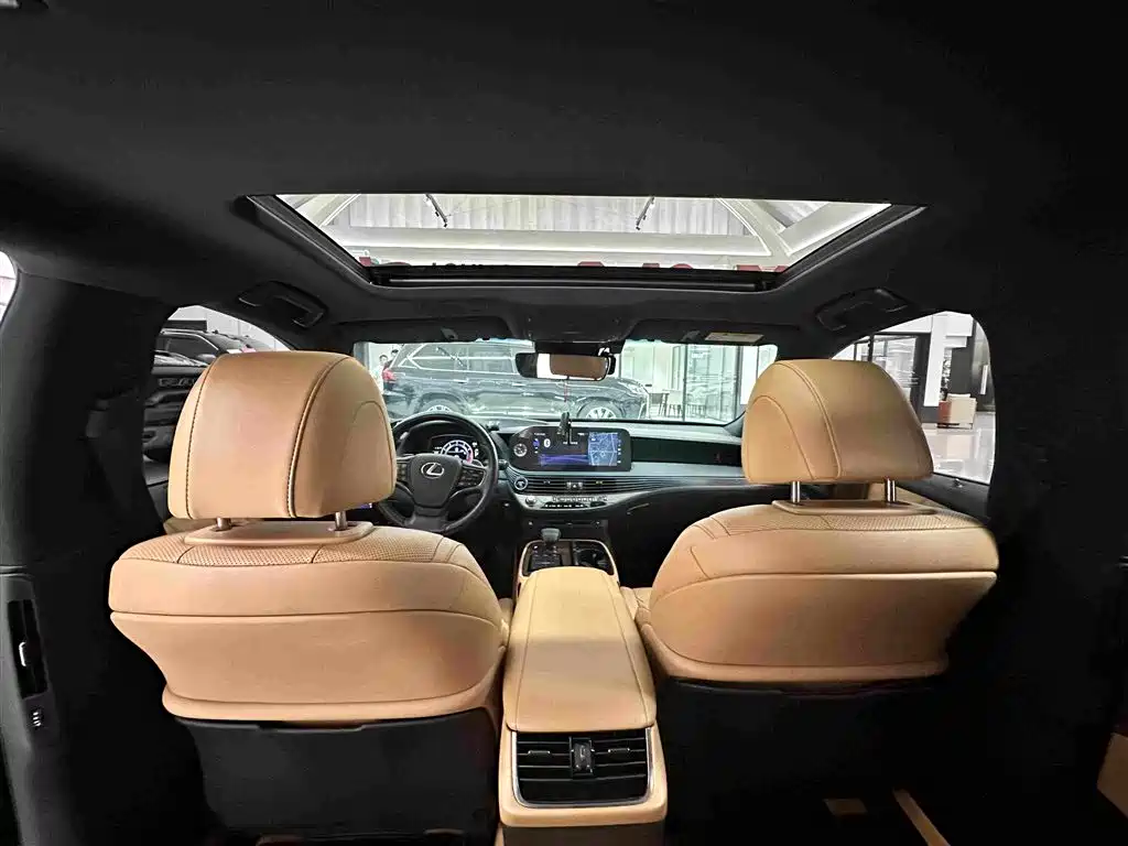 Lexus LS 2022 2021 500h Excellence Edition