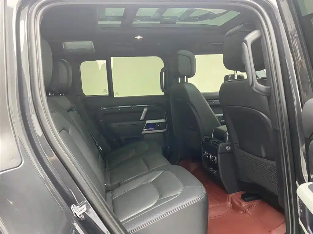 Land Rover Defender 2023 Facelift 110 3.0T P400 X-DYNAMIC HSE фото 25