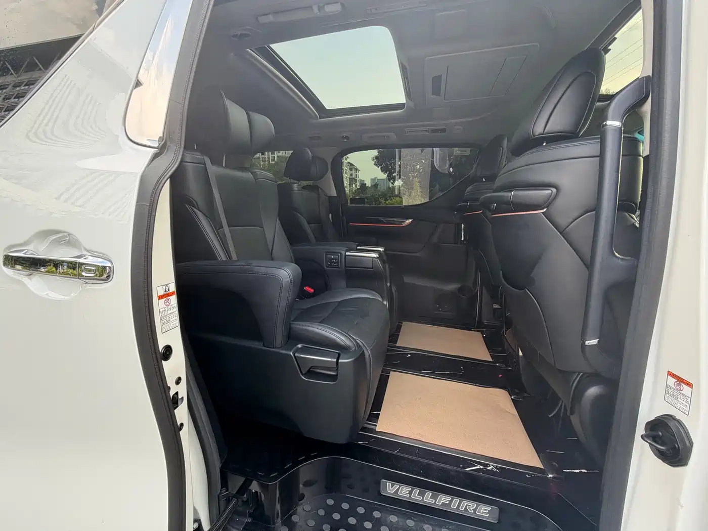 Toyota Vellfire 2021 2021 Crown Hybrid 2.5L HV Luxury Edition