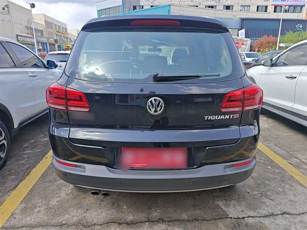 Volkswagen Tiguan 2015 1.8TSI Automatic 2WD Highline фото 6