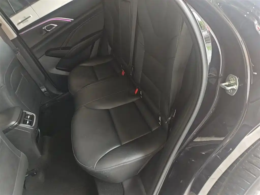 Haval Xiaolong MAX 2023 1.5L Hi4 105 4WD Pilot Edition фото 16