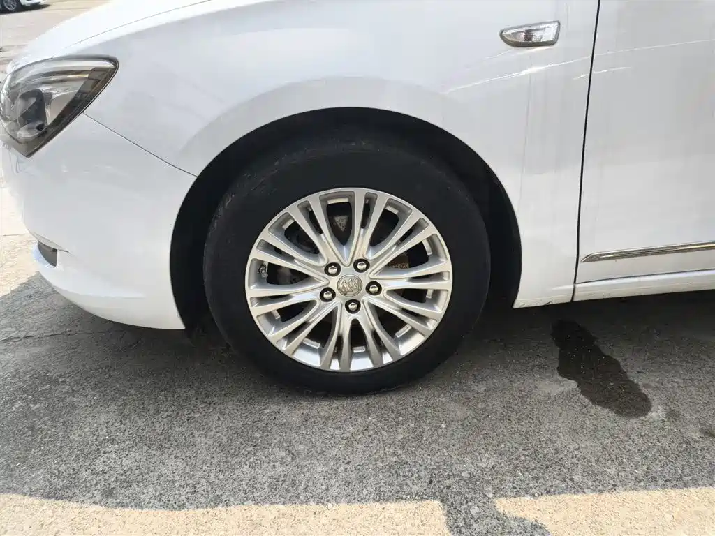 Buick Excelle 2015 15N Automatic Elite фото 25