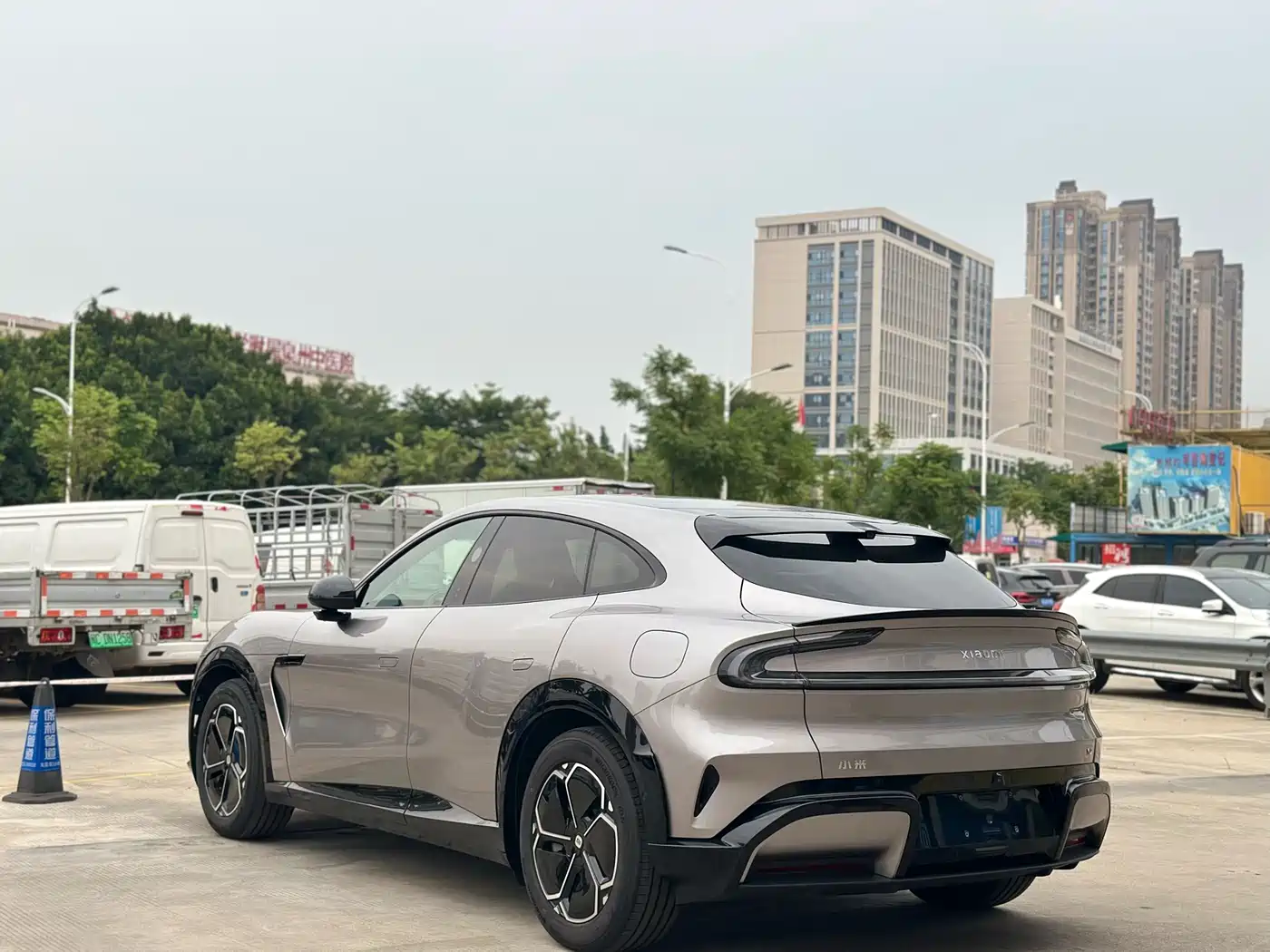 Xiaomi Auto Xiaomi YU7 2025 Extended Range AWD Pro фото 4