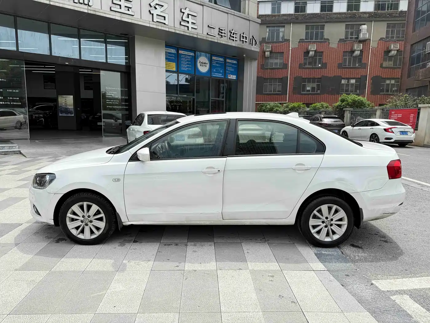 Volkswagen Jetta 2015 1.6L Auto Trend фото 4