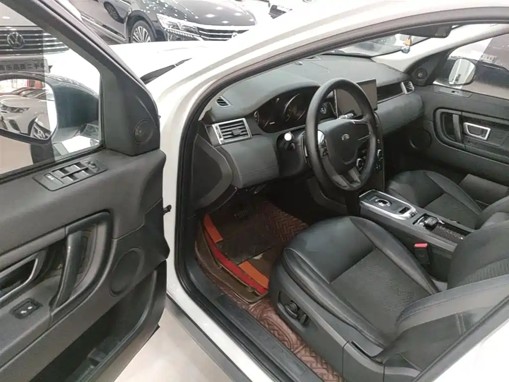 Land Rover Discovery Sport 2018 200PS PURE Edition фото 16