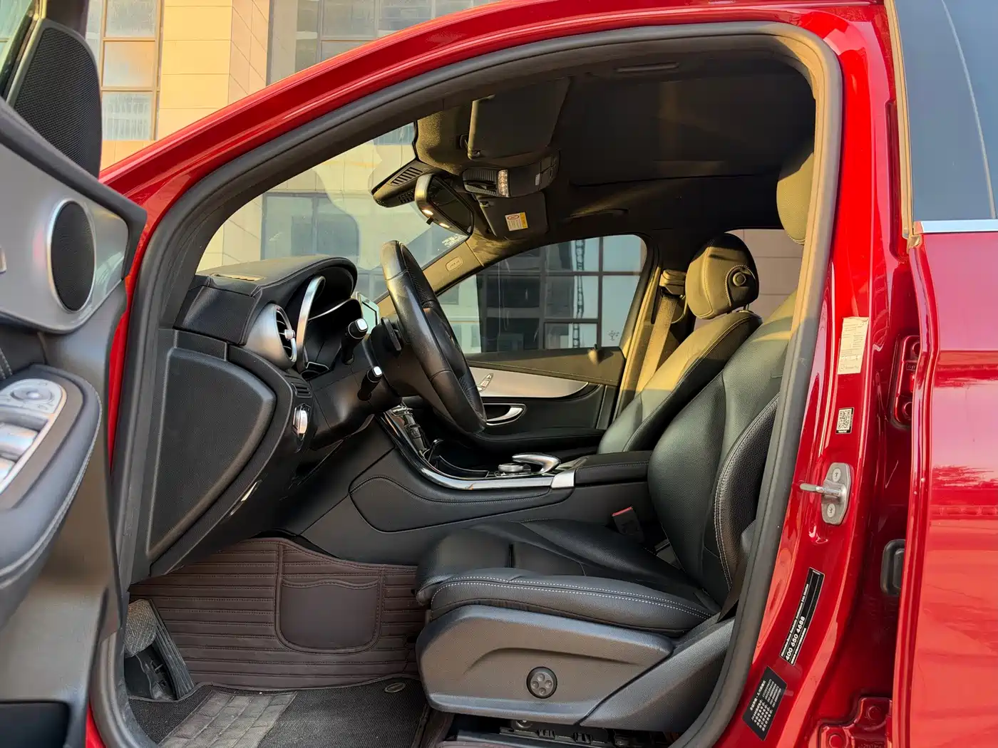 Фото 6 - Mercedes-Benz GLC