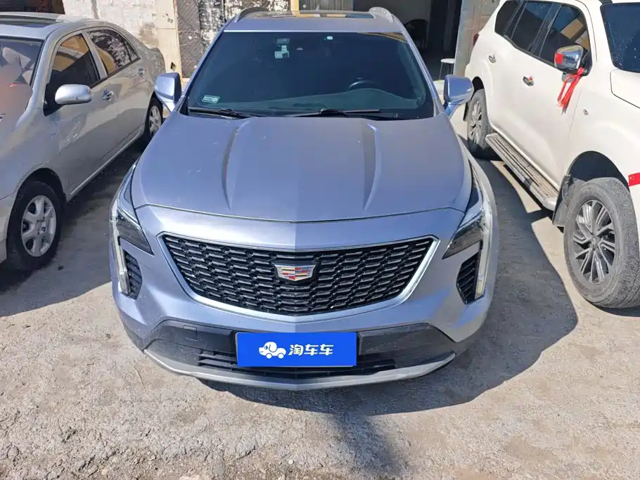 Cadillac XT4 2019 2018 Model 28T 4WD Leading