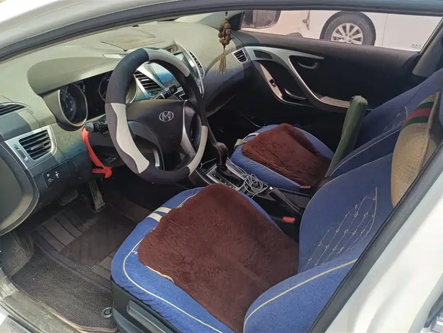 Hyundai Langdong 2016 1.6L Automatic Smart Edition фото 9