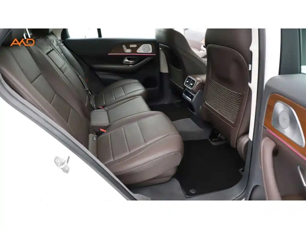 Mercedes-Benz GLE 2020 GLE 350 4MATIC Luxury фото 8