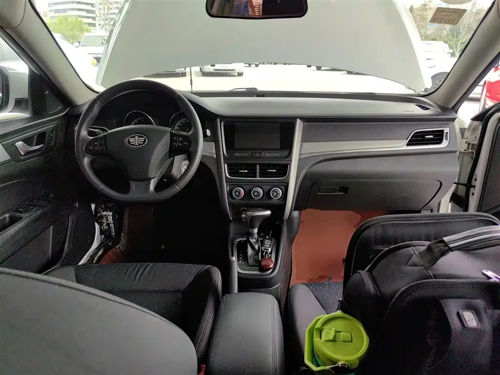 Besturn B30 2016 2016 1.6L Automatic Luxury