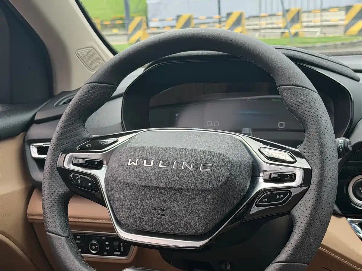 Wuling Motors Wuling Victory 2023 2023 2.0L DHT Luxury Edition