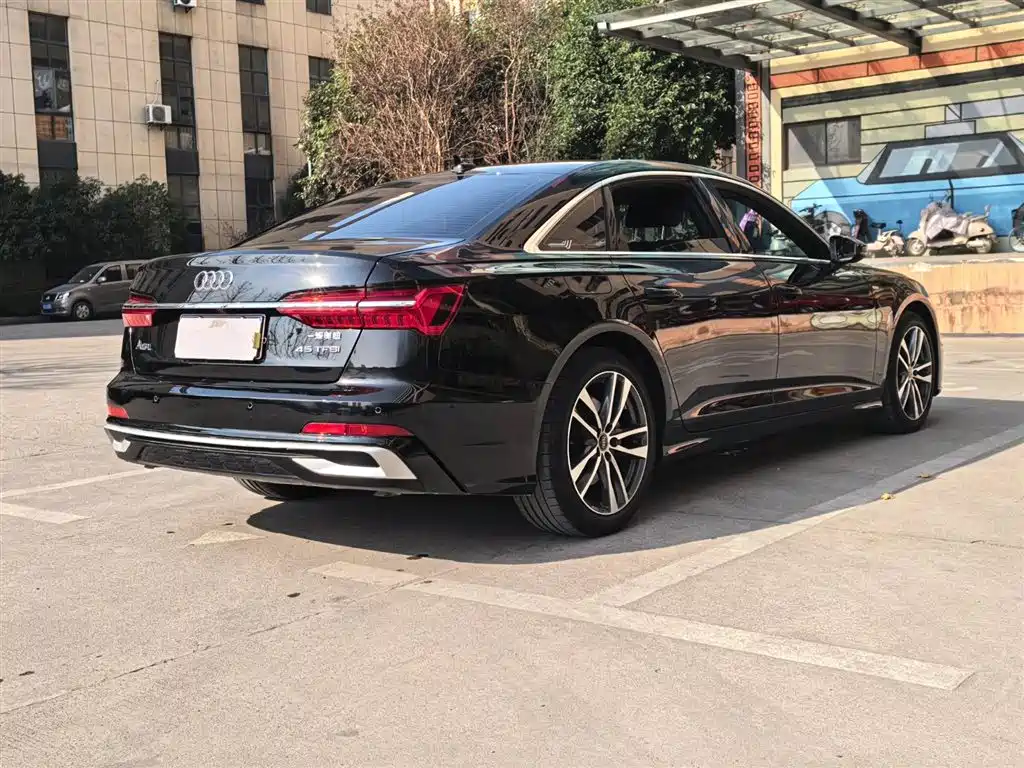 Audi A6L 2023 40 TFSI Luxury Dynamic фото 19