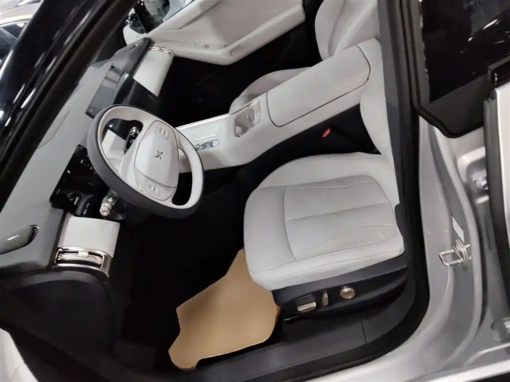 XPeng P7+ 2024 Long Range Max фото 15