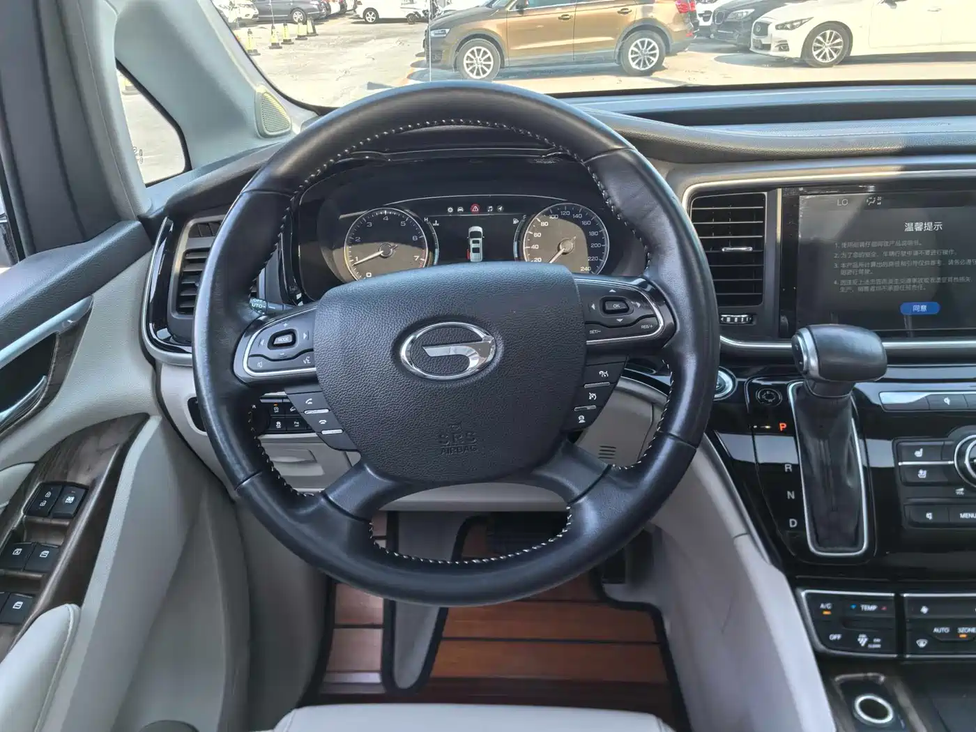GAC Trumpchi Trumpchi M8 2018 320T Flagship Edition фото 16