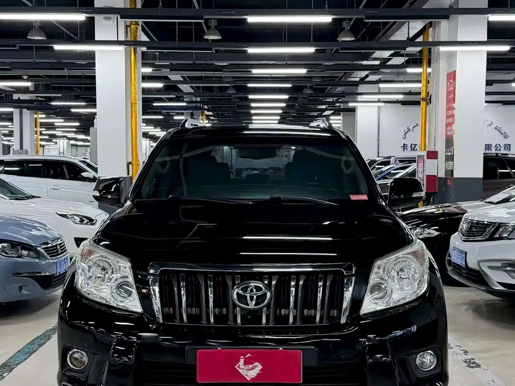 Toyota Prado (Import) 2010 2.7L Automatic Standard фото 2
