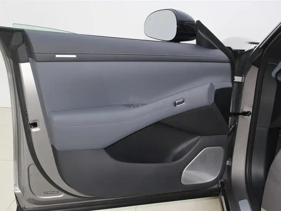 XIAOMI CAR XIAOMI YU7