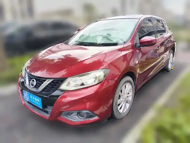 Nissan Tiida 2016 1.6L CVT Cool Edition — фото 1