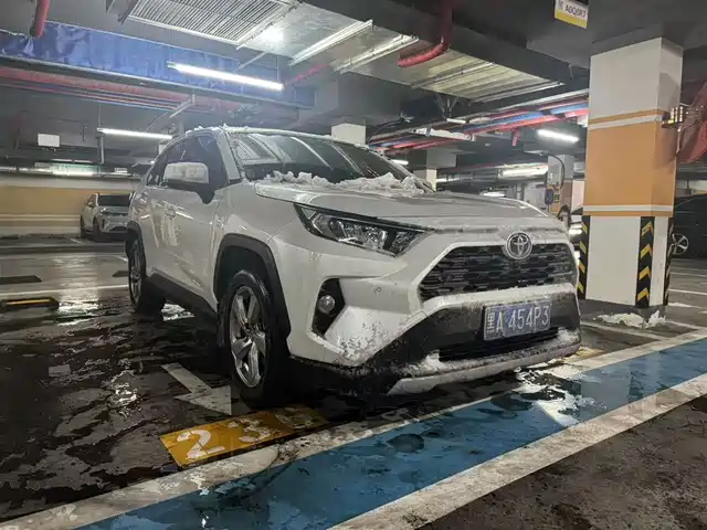 TOYOTA RAV4 RONGFANG