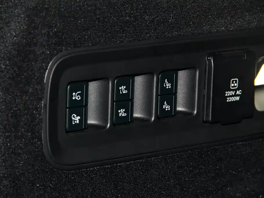 Zeekr 9X 2025 model Ultra Edition 70kWh фото 37