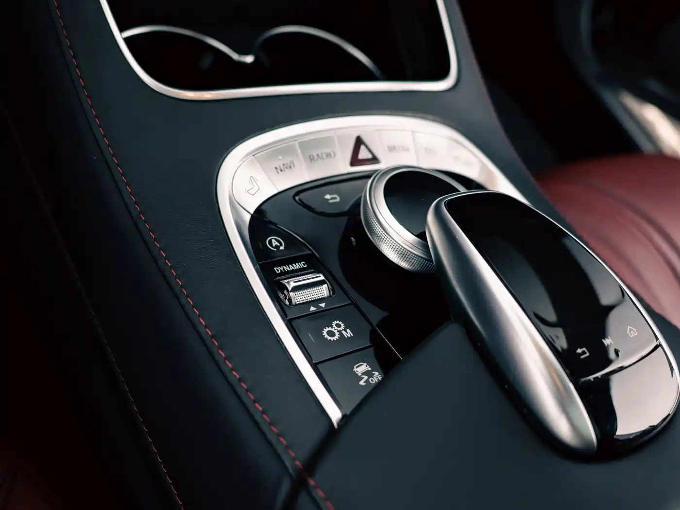 Mercedes-Benz S-Class AMG 2018 AMG S 63 4MATIC+ Coupe фото 17