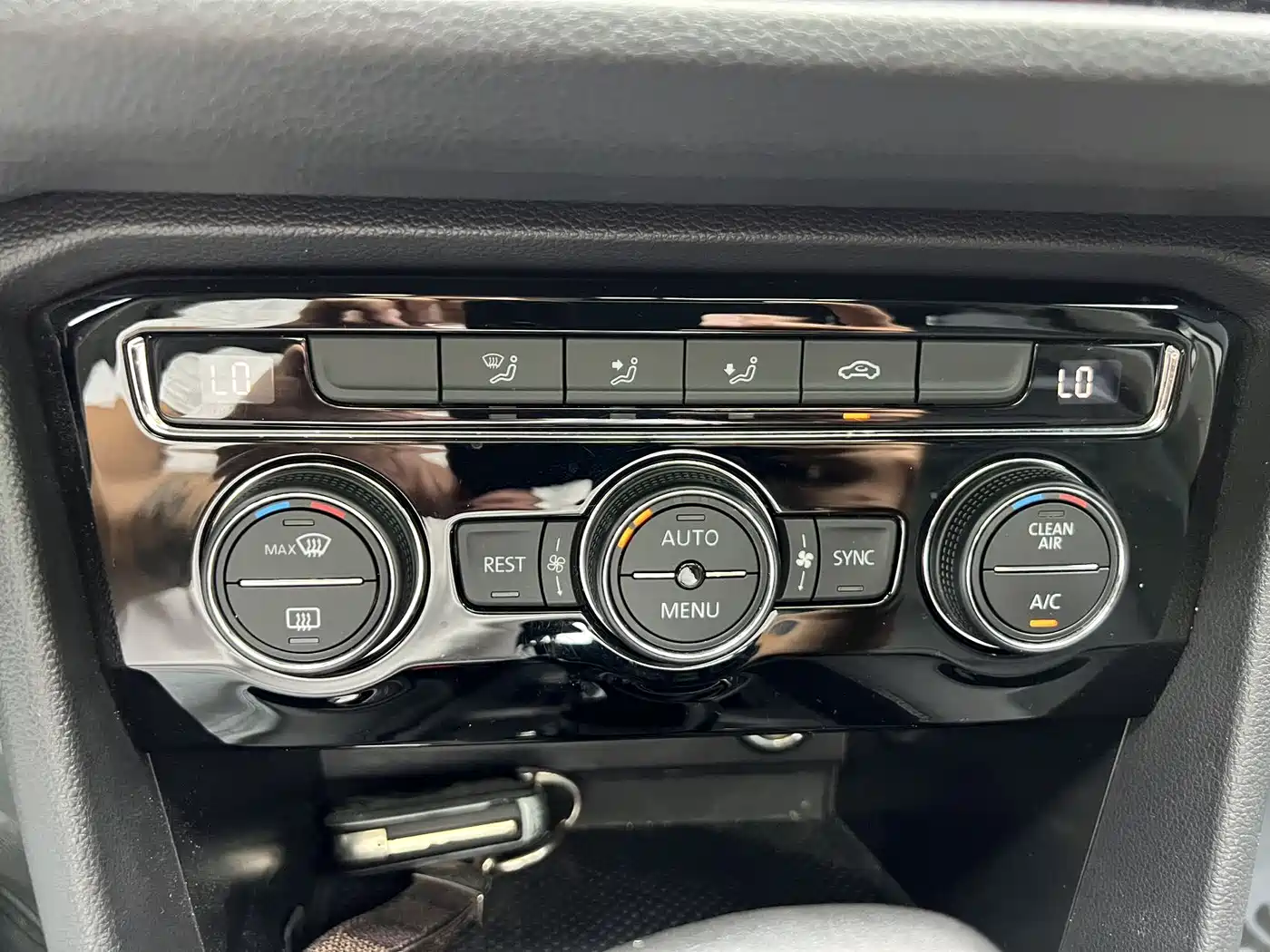 Volkswagen Tiguan L 2021 280TSI Automatic 2WD Smart фото 18