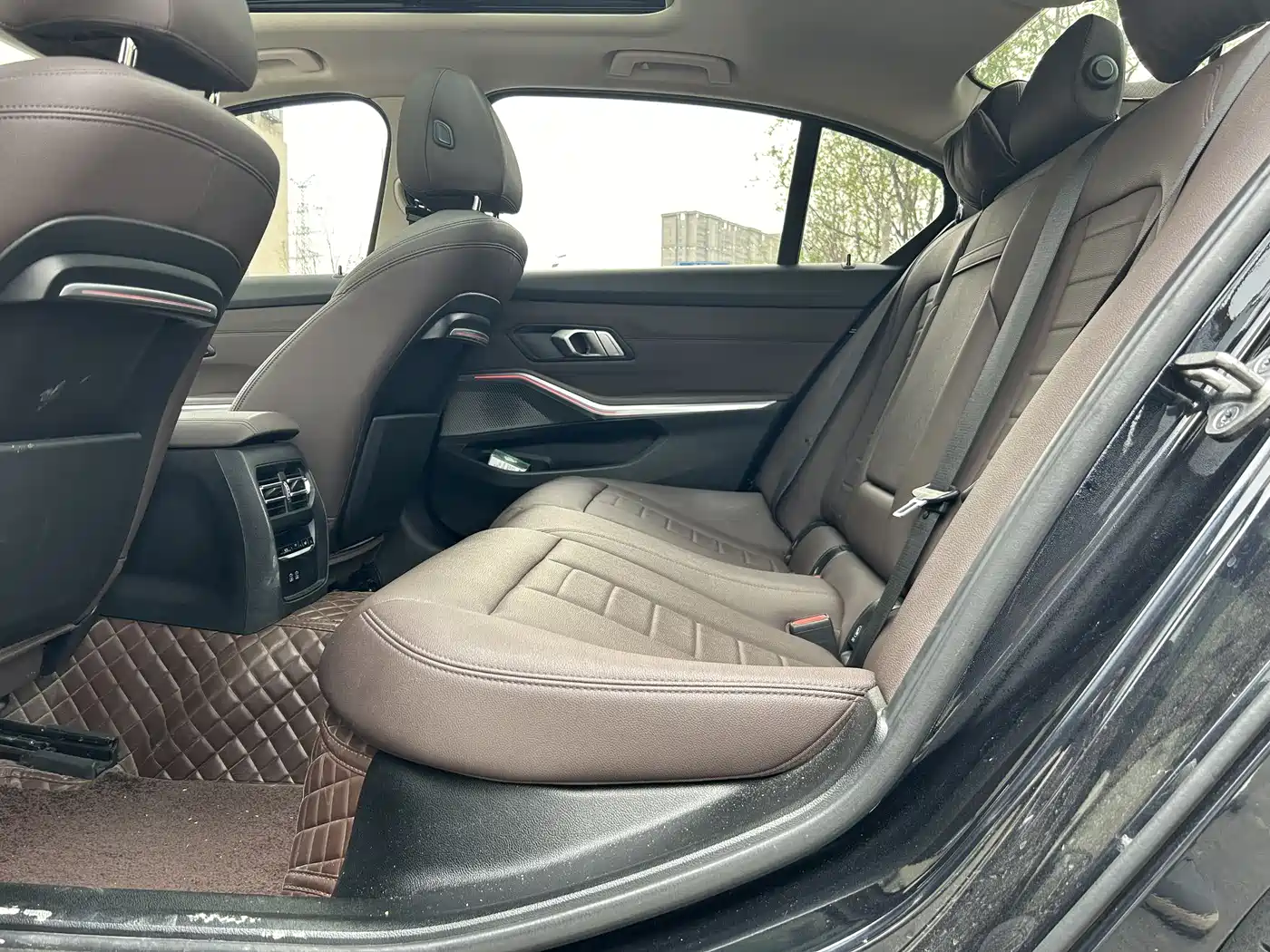 BMW 3 Series 2021 320Li M Sport Package фото 5