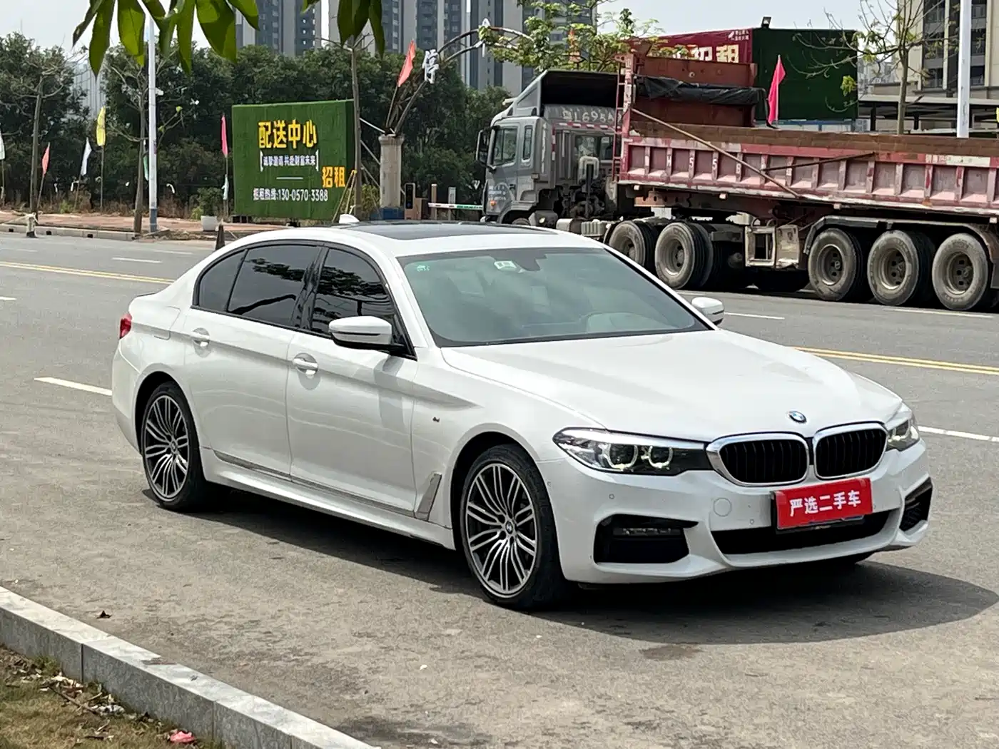 BMW 5 Series 2019 530Li Leading M Sport Package фото 3